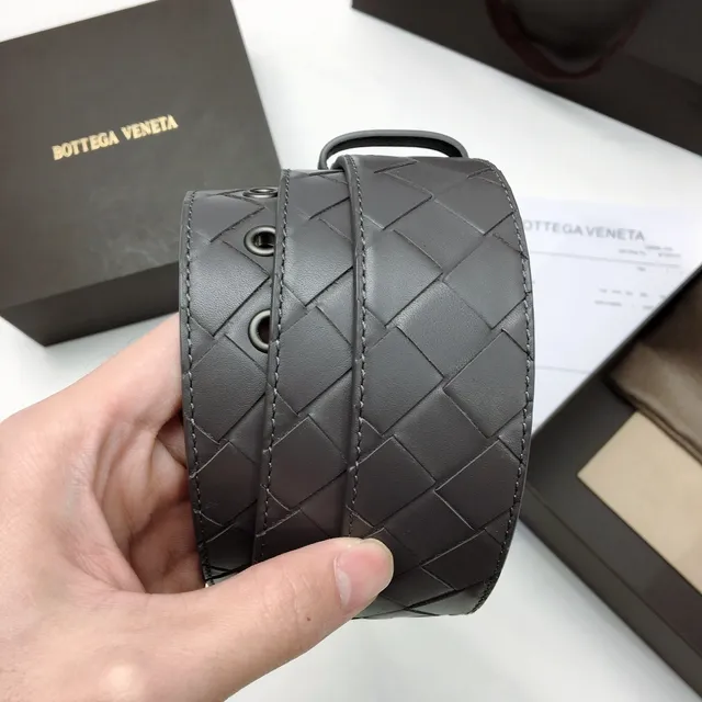 Bottega Veneta حزام جلدي رمادي Intrecciato منسوج 2