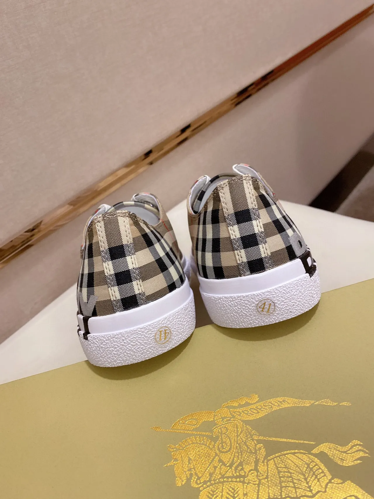 Burberry Beige White Check-Pattern Canvas Logo-Print Midsole Lifestyle Sneakers 3