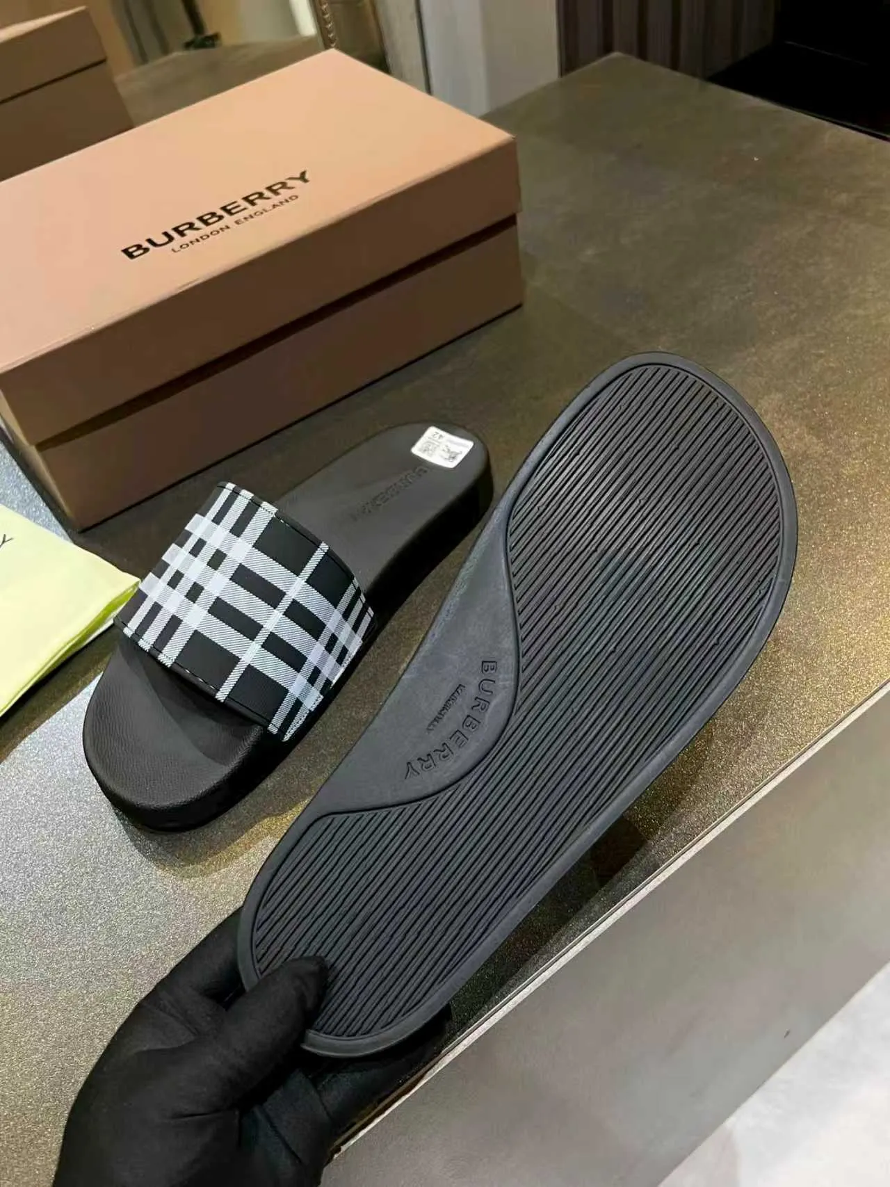 Burberry Black Multicolor Flat Sole Single Wide Strap Slippers 3
