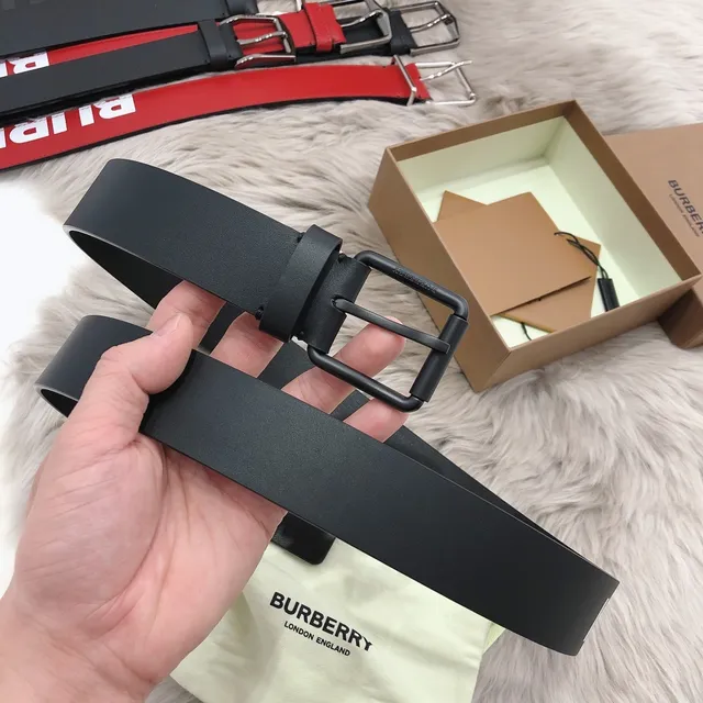 Burberry Black Red Matte Finish Minimalist Buckle Leather Belt 8