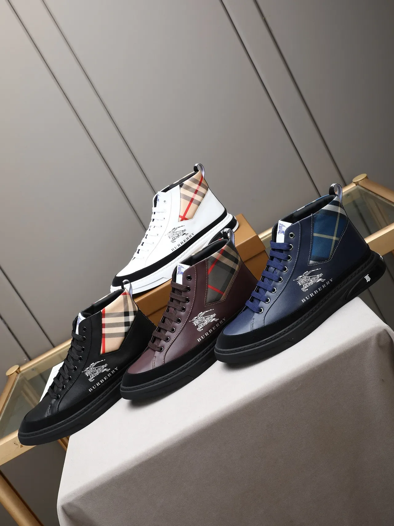 Burberry بوردو أسود أحذية لايف ستايل عالية الارتفاع جلدية لوحة مربعات 2