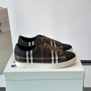 Burberry Check Pattern Low-Top Lifestyle Sneakers