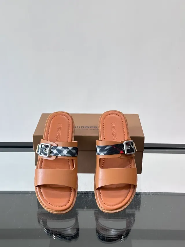 Burberry House Check Slide Navy Beige Correa Doble Hebilla Sandalias Casual 7