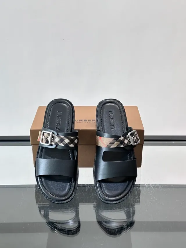 Burberry House Check Slide Navy Beige Correa Doble Hebilla Sandalias Casual 10