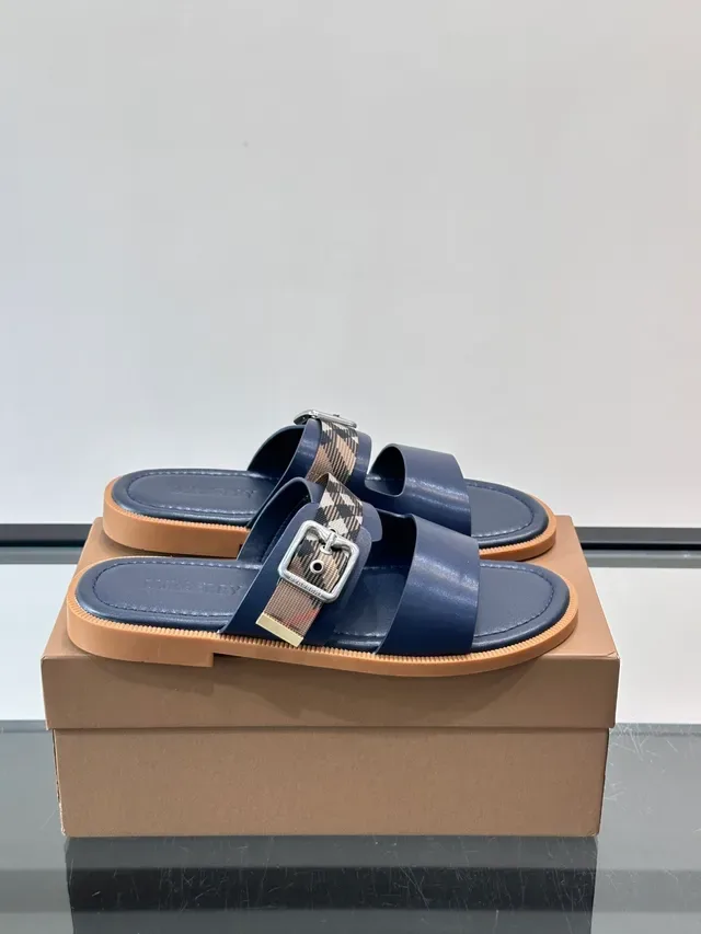 Burberry House Check Slide Navy Beige Correa Doble Hebilla Sandalias Casual 16