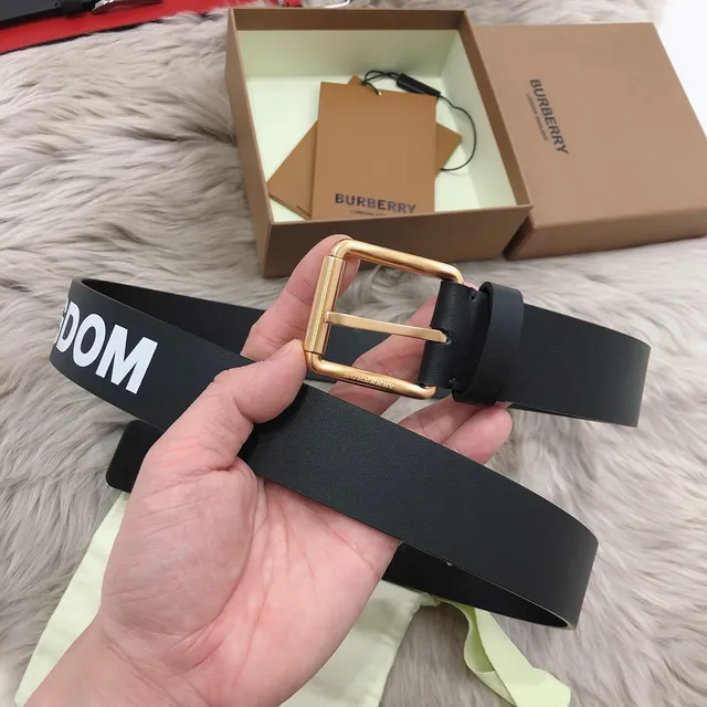Burberry Knight 黑色金色哑光矩形扣皮革腰带 8