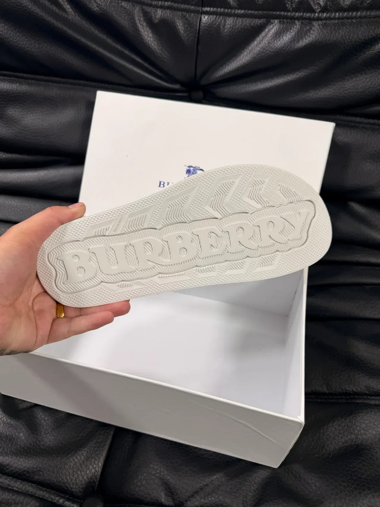 Burberry Knight White Leather-Textured Logo Strap Slippers 2