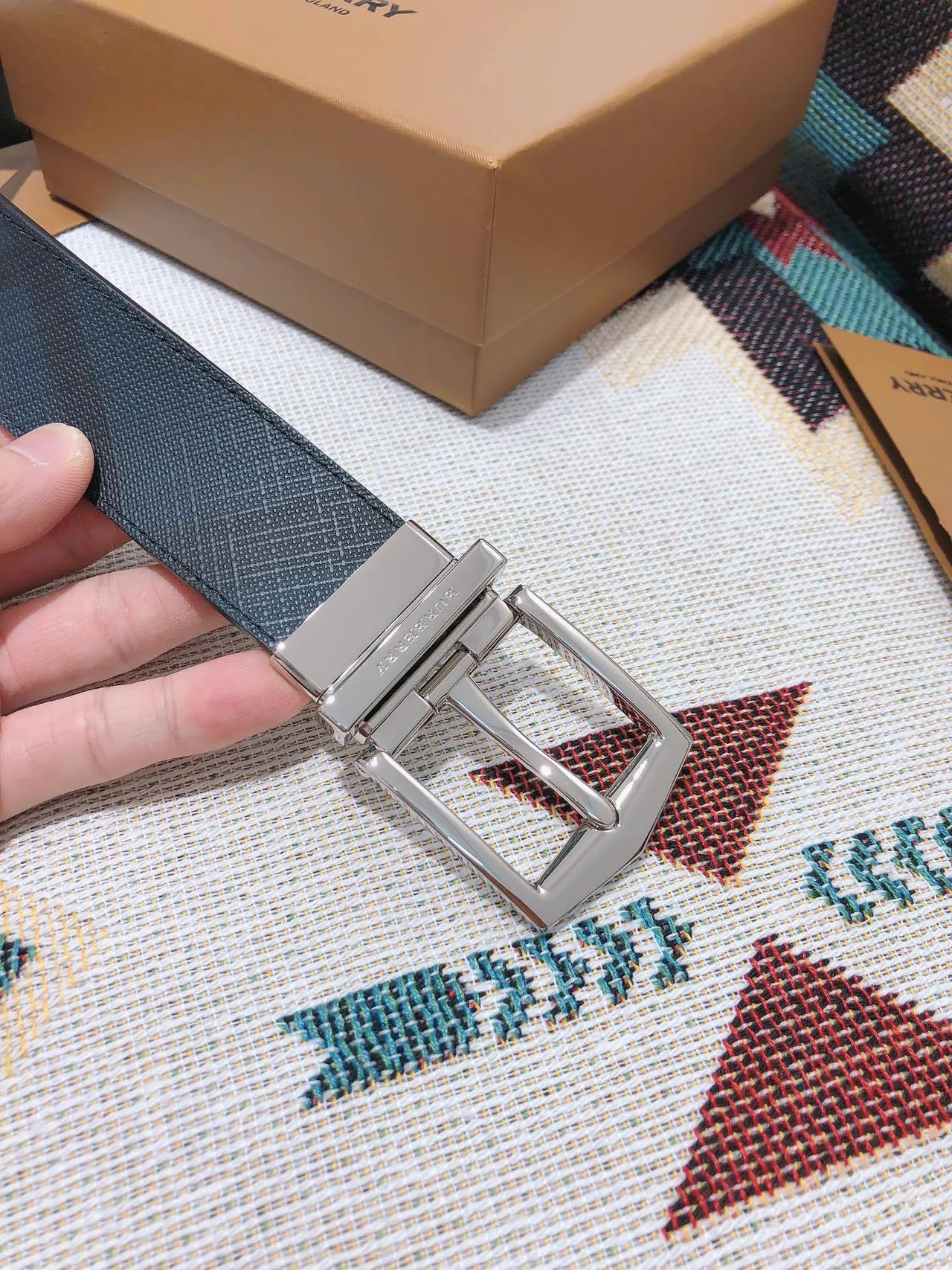 Burberry Reversible Belt Black Silver Woven Fabric Leather Belt 7