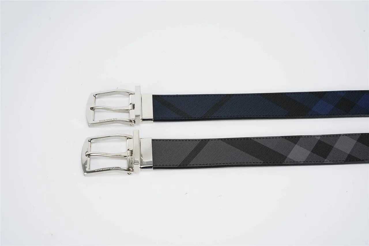 Burberry Cinto reversível tecido navy e preto de lona 2