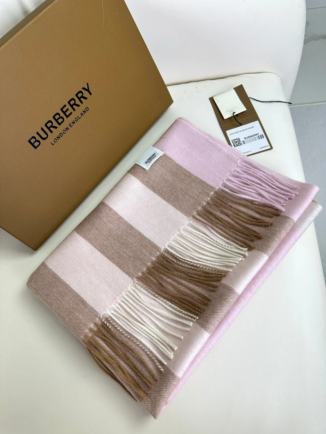 Burberry Reykjavik Noir Check Cashmere স্কার্ফ 6