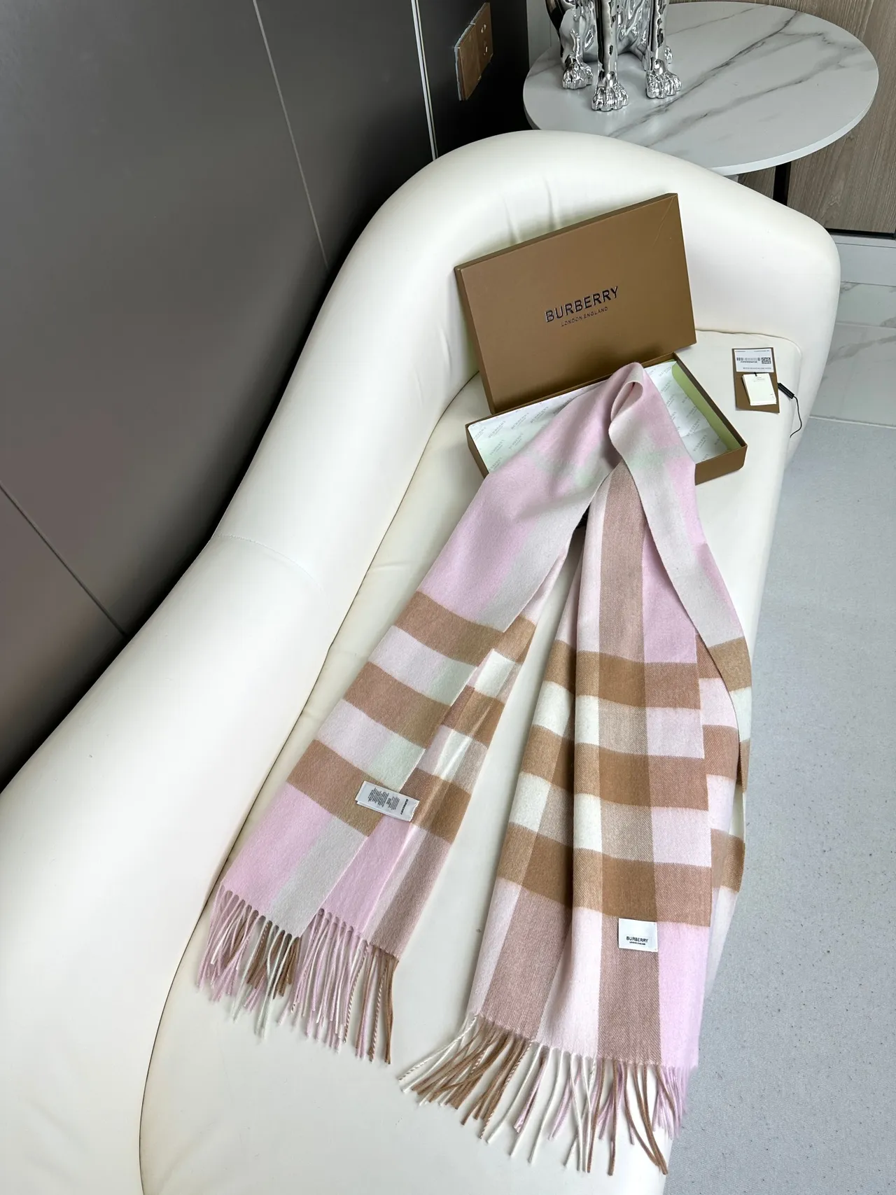 Burberry Reykjavik Noir Check Cashmere স্কার্ফ 7