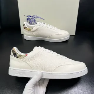 Burberry White Beige Pebbled Leather Check-Pattern Heel Tab Lifestyle Sneakers
