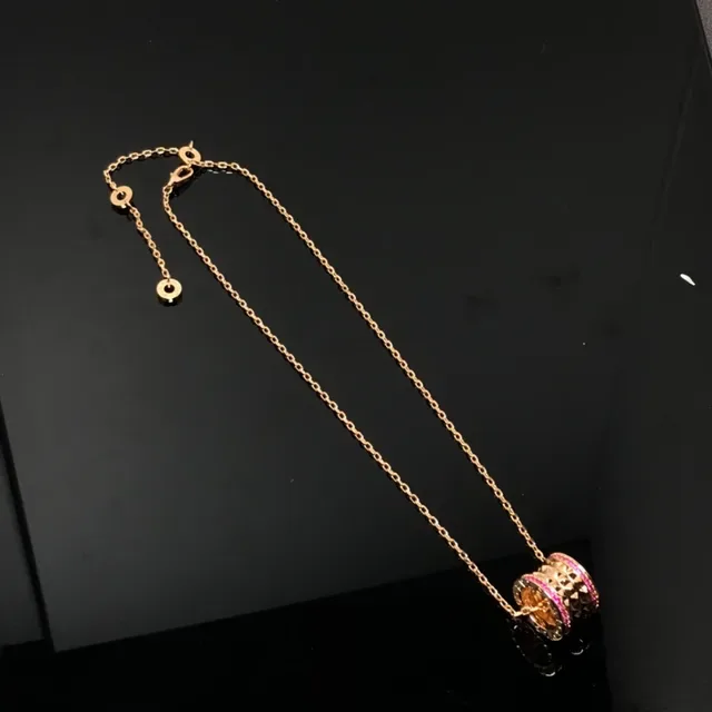 Collar Bvlgari B.zero1 Oro Rosa Anillo Colgante Apilado Gemas Pavé 2