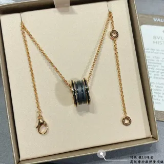 Bvlgari B.zero1 मल्टी-बैंड काला सिरेमिक और गोल्ड नेकलेस