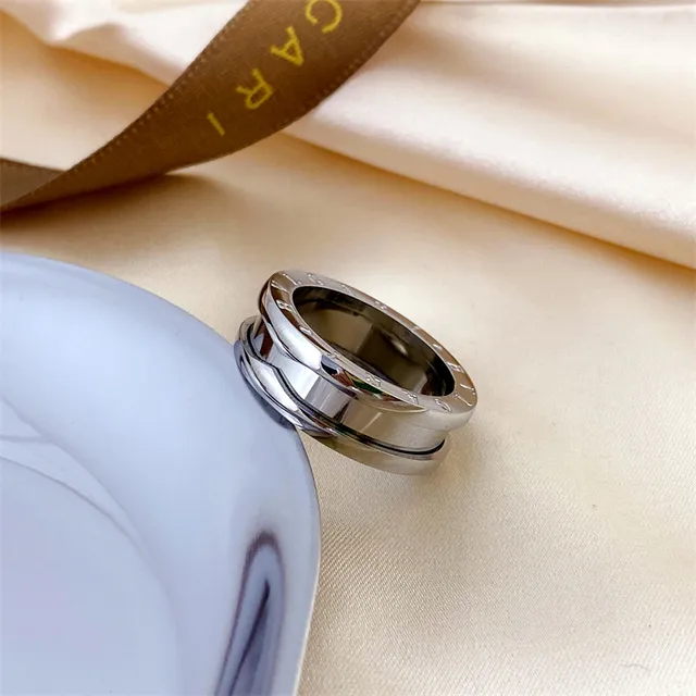 Bvlgari B.zero1 Tubular Engraved Stacked Rings 4