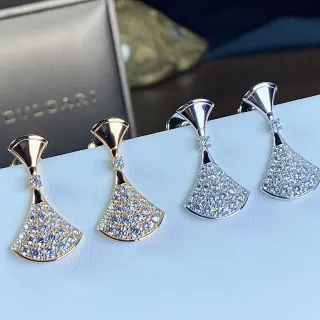 Bvlgari Divas’ Dream أقراط مروحية بافيه