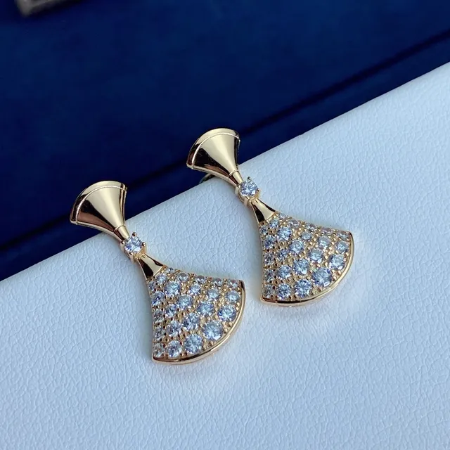 Bvlgari Divas’ Dream Fan-Shaped Pavé Earrings 4