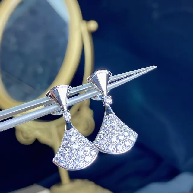 Bvlgari Divas’ Dream Fan-Shaped Pavé Earrings 7