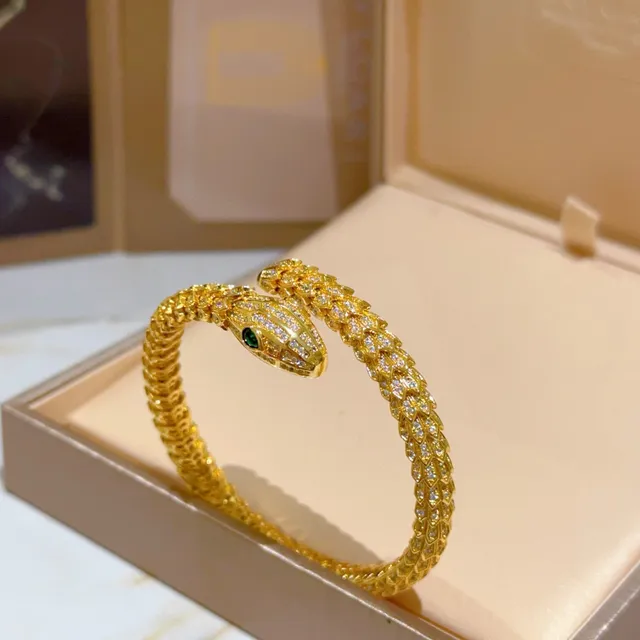 Bvlgari Or Vert Serpent Enroulé Pavé-Set Bracelet 7