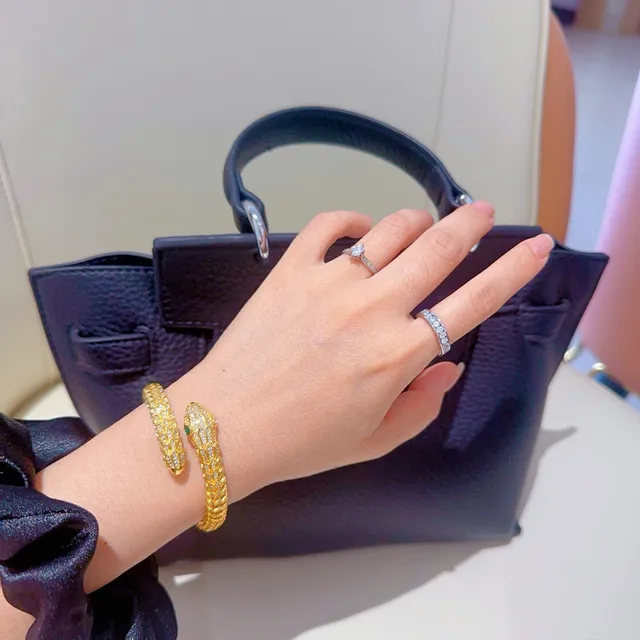 Bvlgari Or Vert Serpent Enroulé Pavé-Set Bracelet 8