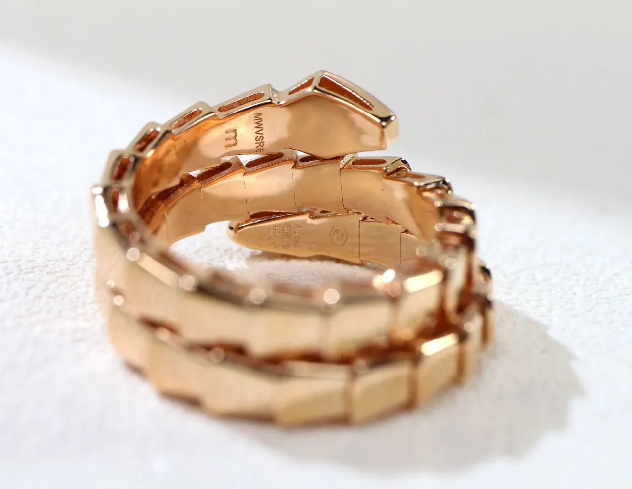 Bvlgari Serpenti Coiled Scale Motif Diamond Ring 4