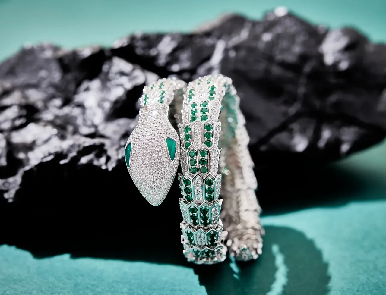 Bvlgari Serpenti Emerald and Diamond Pavé Coil Bracelet 6