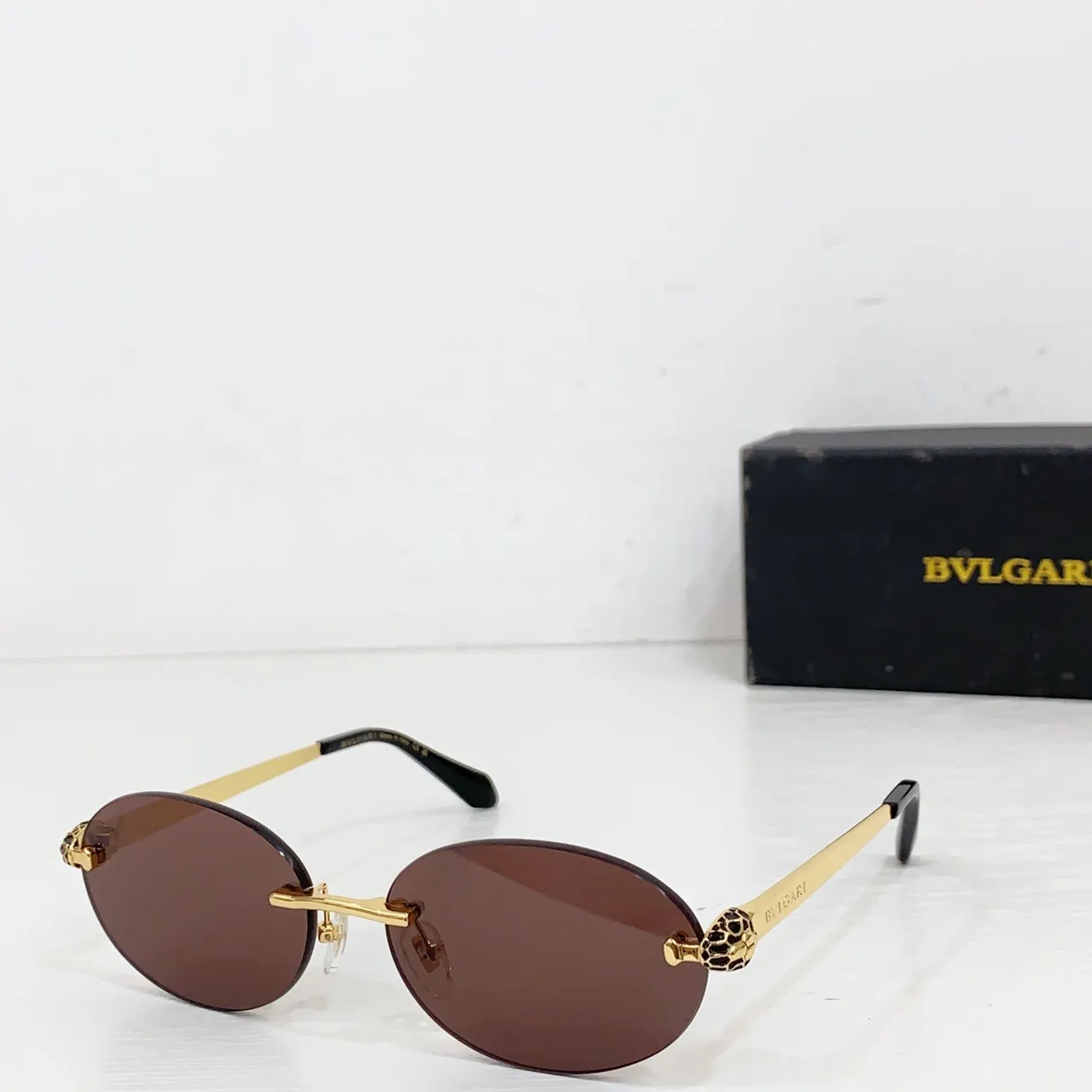 Bvlgari Serpenti Gafas de Sol Sin Montura Ovaladas Lente Gradiente 8