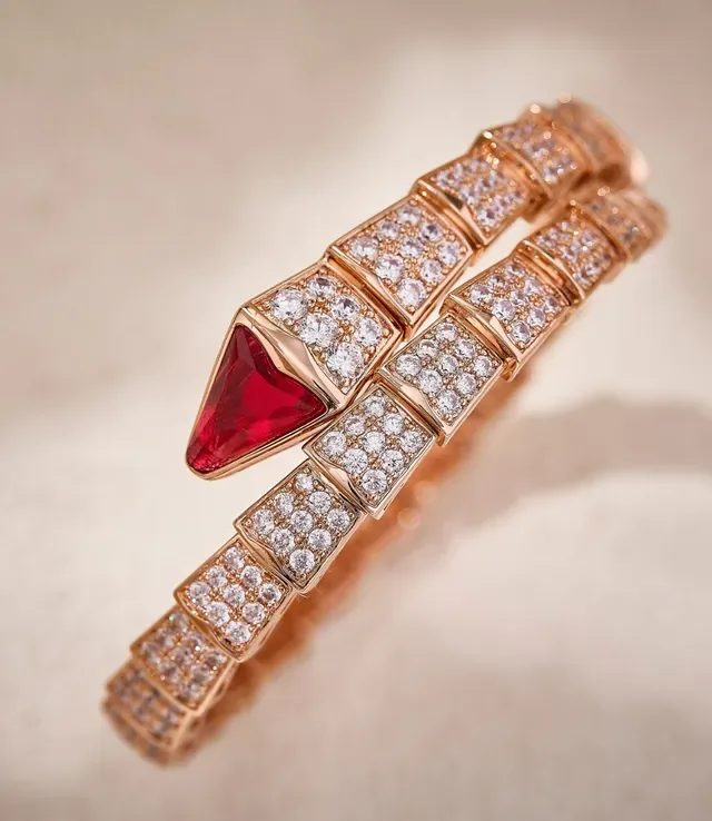 Bvlgari Serpenti Bracelet Or Rose Rubis Rouge et Diamant Coil 4