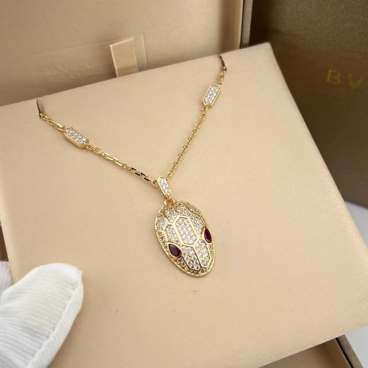 Bvlgari Serpenti Snake-Head Pendant Necklace 7