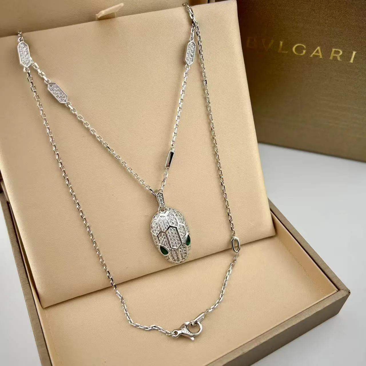 Bvlgari Serpenti Snake-Head Pendant Necklace 8