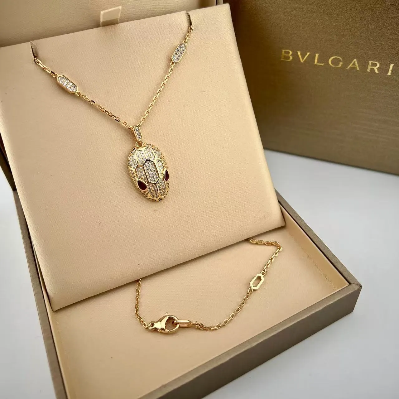 Bvlgari Serpenti Snake-Head Pendant Necklace 9