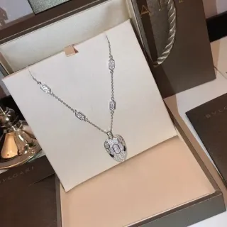Bvlgari Serpenti Viper Pavé Diamond Snake Head Necklace