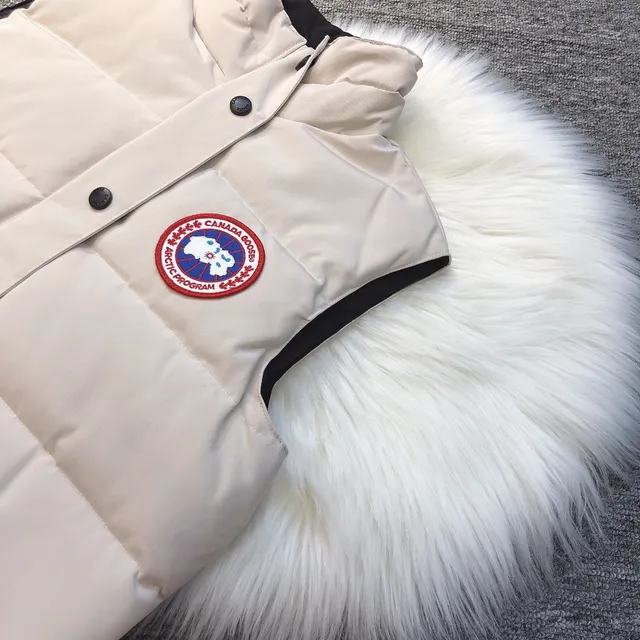 Canada Goose صدرية بنفسجي أسود مبطنة عالية الياقة 7