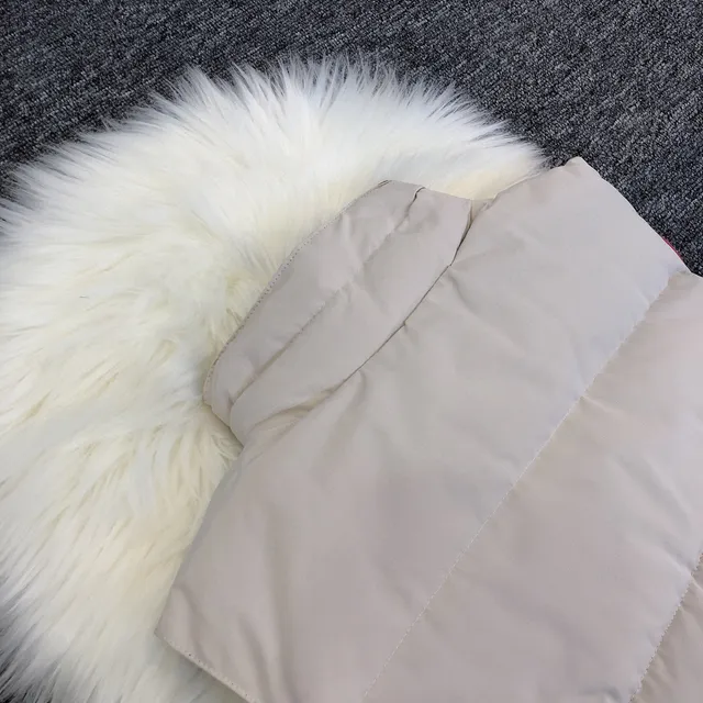 Canada Goose صدرية بنفسجي أسود مبطنة عالية الياقة 9