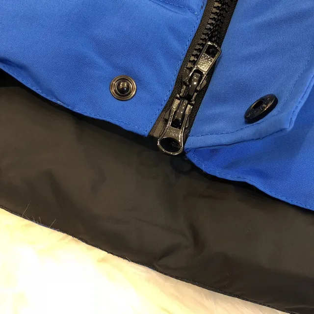Canada Goose صدرية بنفسجي أسود مبطنة عالية الياقة 15