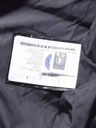 Canada Goose صدرية بنفسجي أسود مبطنة عالية الياقة 24
