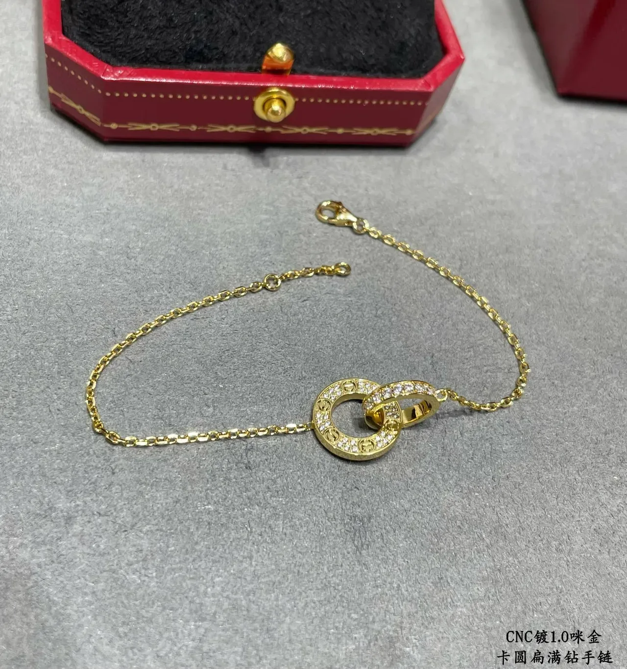 Cartier Pulsera de oro y plata con doble círculo entrelazado pavé piedras transparentes 6