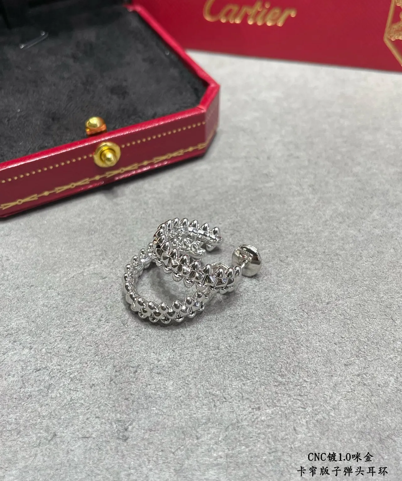 Cartier Juste un Clou حلقة ذهبي أبيض ضيق Pavé-Set حجر أقراط 4