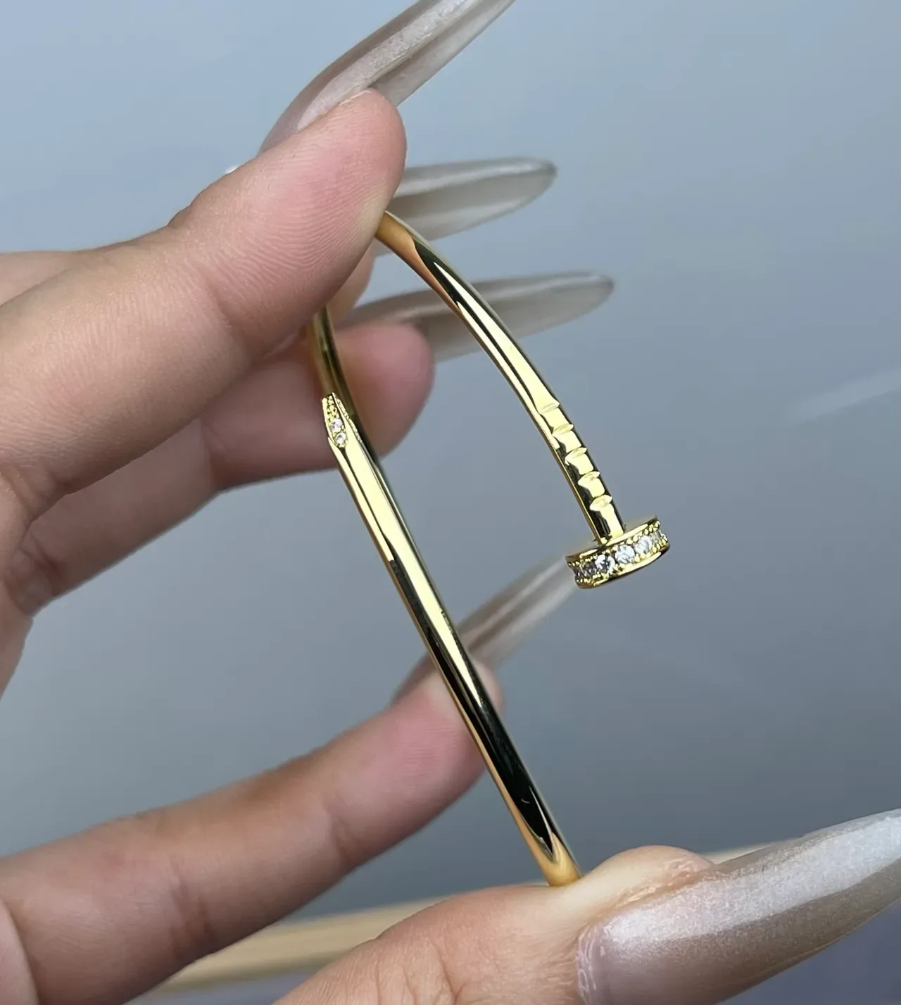 سوارة مفتوحة Cartier Juste un Clou نقش المسامير ذهب وردي 4