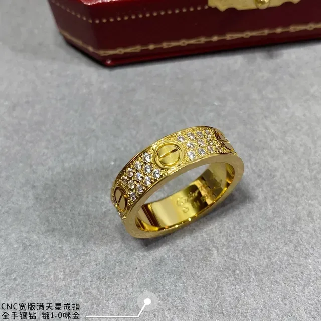 Cartier Juste un Clou চওড়া ব্যান্ড পাভে ডায়মন্ড রিং 4