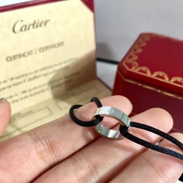 Cartier Love سوار فوشيا خيط حلقات متشابكة 3