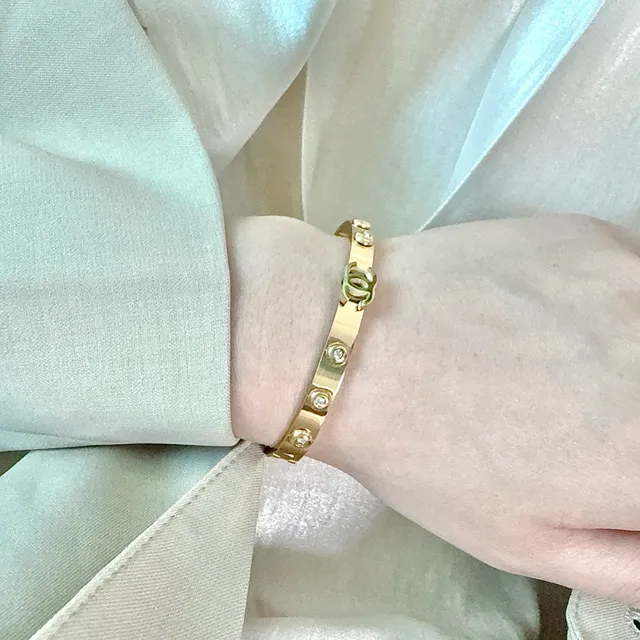Cartier Love Brazalete rígido transparente dorado Motivo de tornillo 5