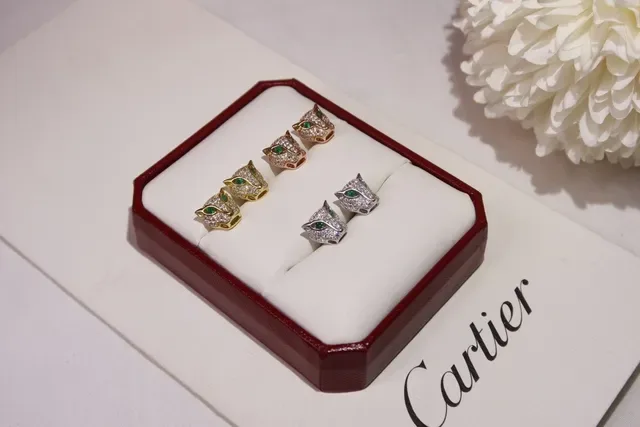 Cartier Panthère Gold Green Panther Head Motif Pavé-Set Crystals Earrings 3