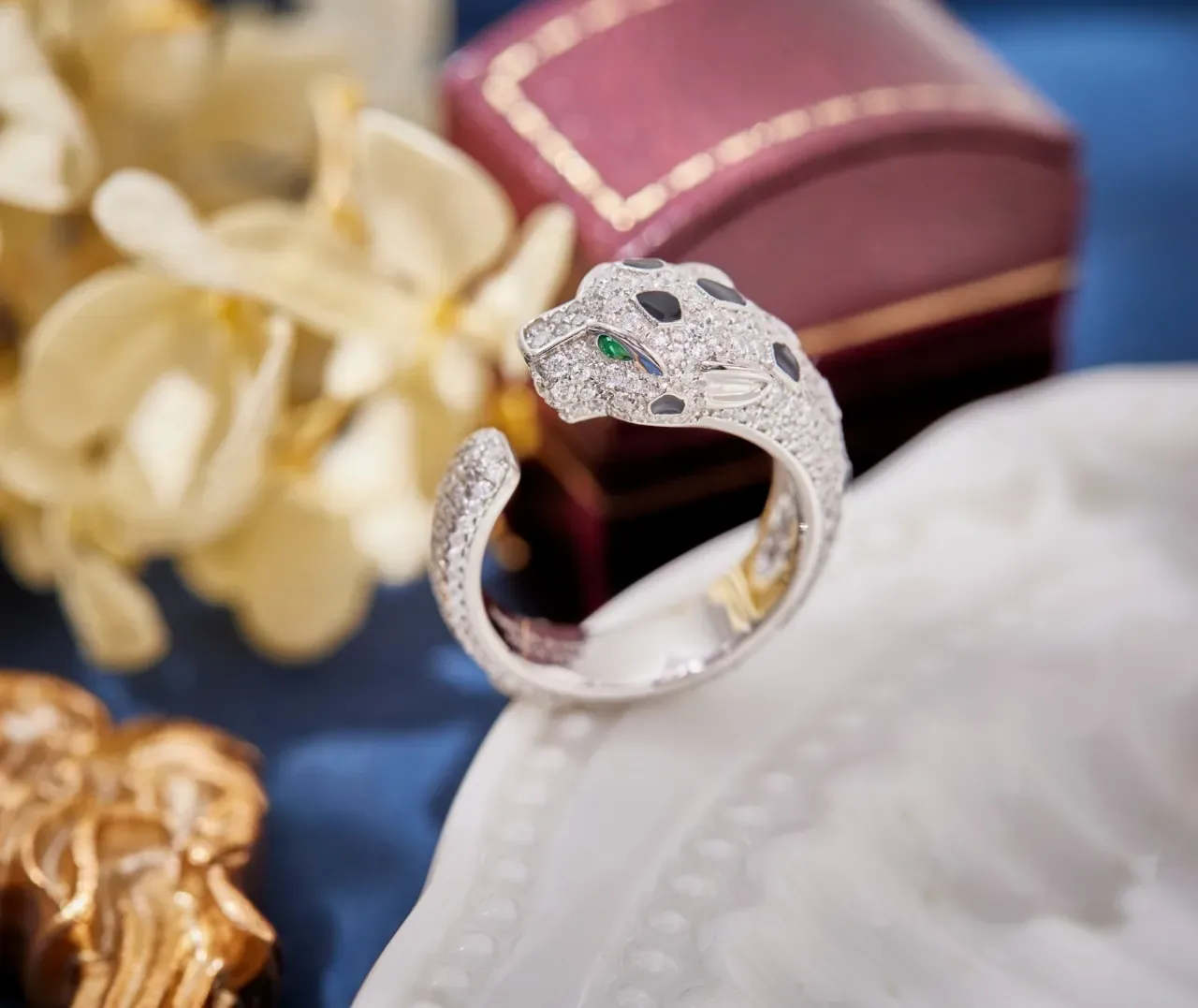 Cartier Panthère Panther Head Pavé Diamond Ring 8