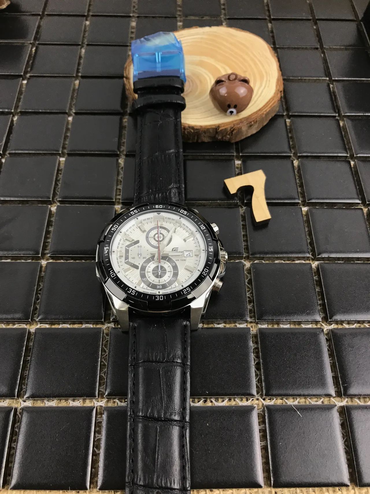 Casio Edifice Chronographe Bracelet en Cuir Noir Montre Sport 10