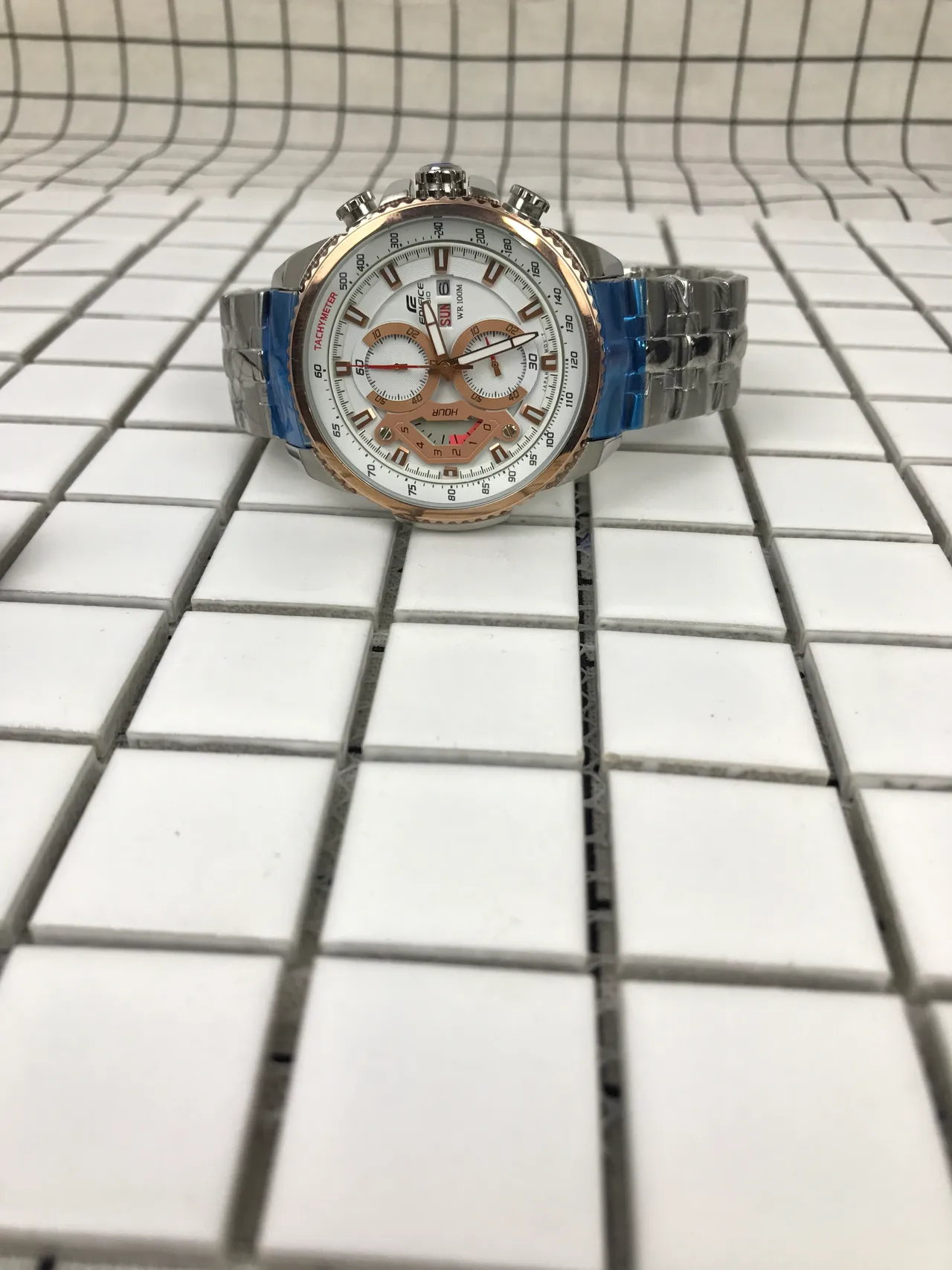 Casio Edifice Plata Oro Cronógrafo Bisel Taquímetro Reloj 7