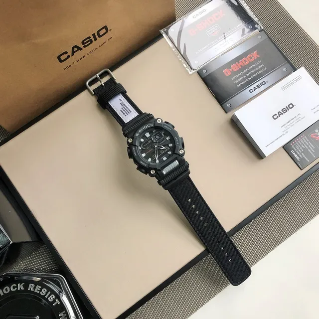 Casio G-Shock GA-100 काला एनालॉग-डिजिटल स्पोर्ट्स वॉच 9