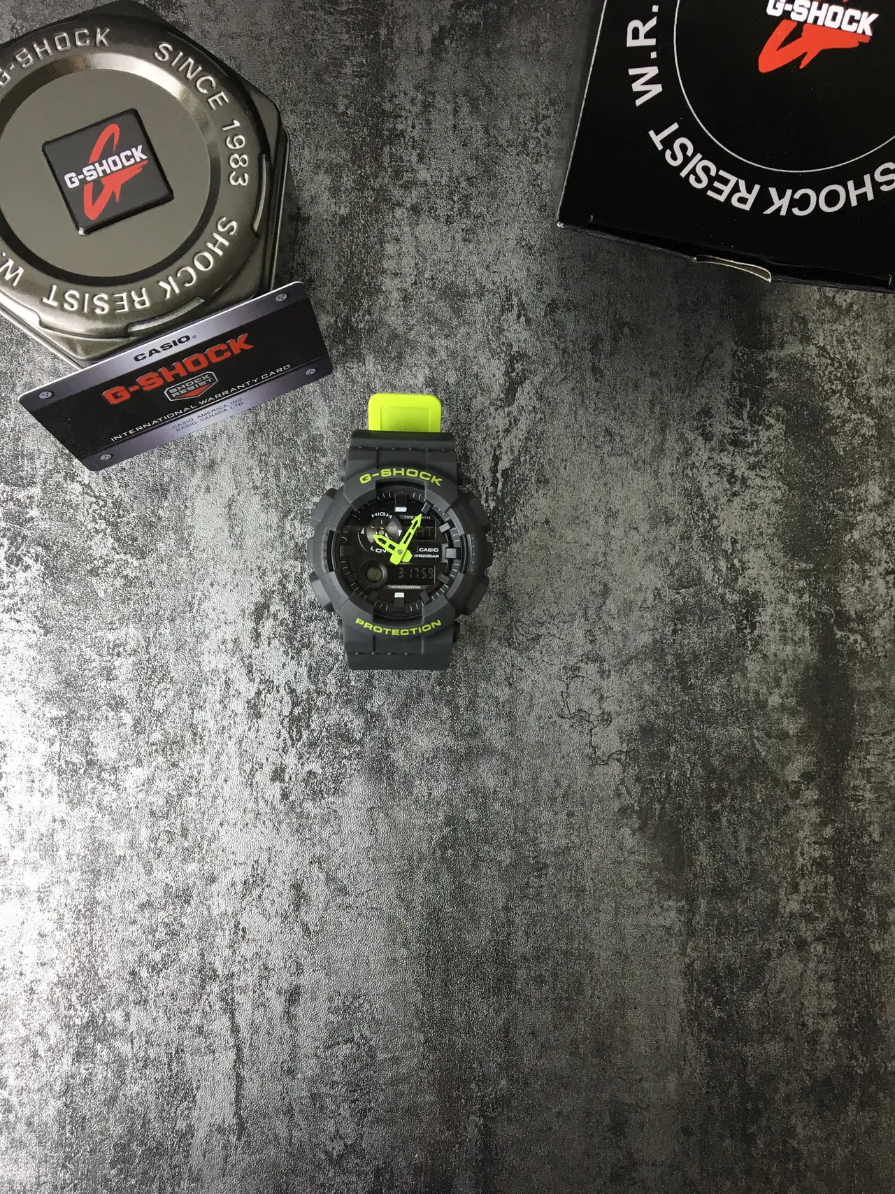 Casio G-Shock GA-100 Noir et Vert Lime Montre Sport 2