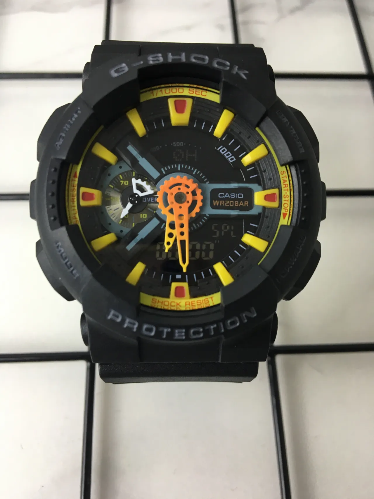 Casio G-Shock GA-100 黑色 黄色 橙色 运动手表 3
