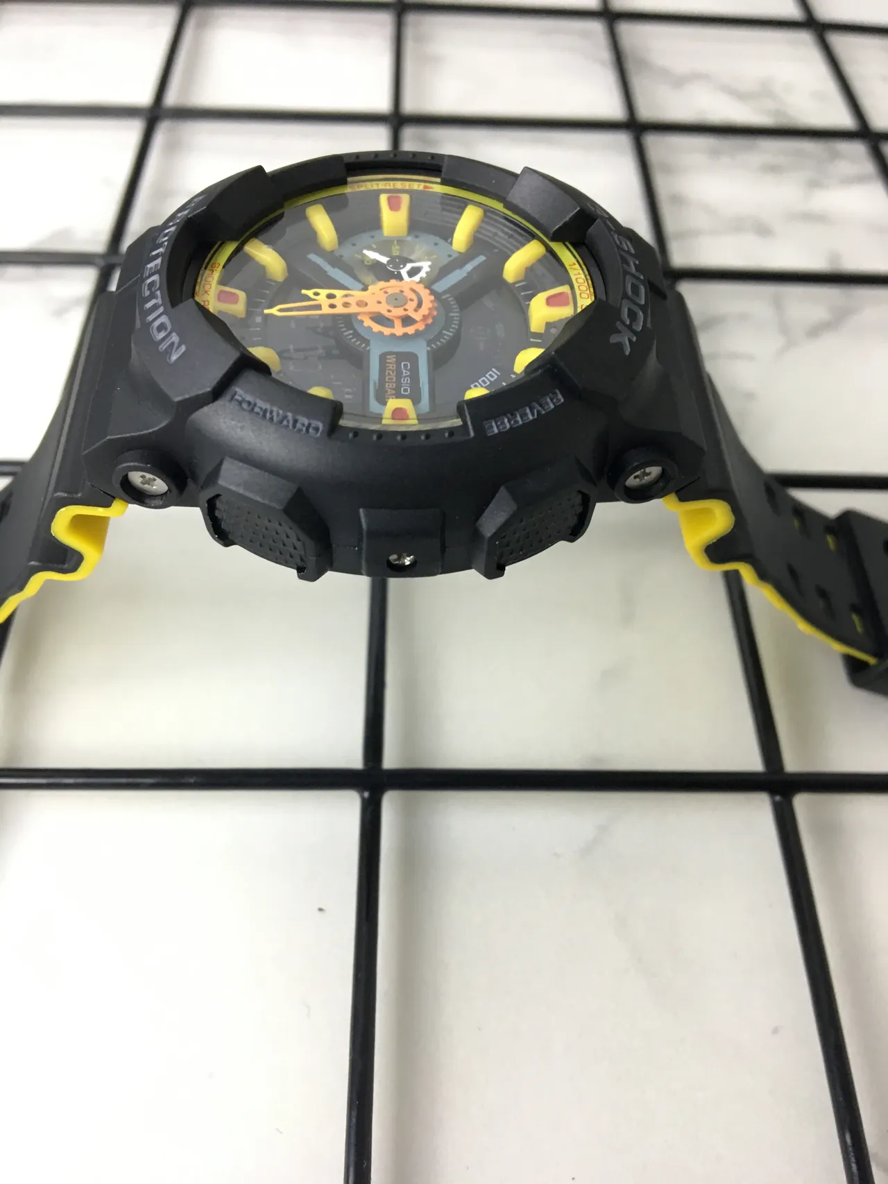 Casio G-Shock GA-100 黑色 黄色 橙色 运动手表 5